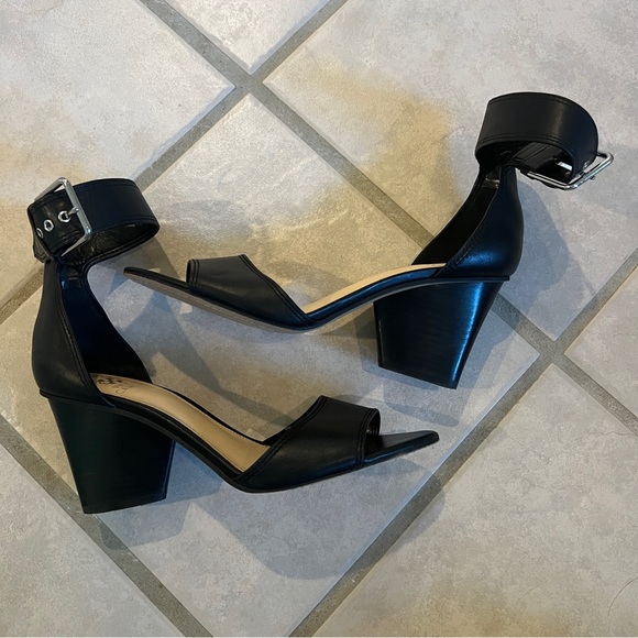 Vince Camuto Leather Thick Ankle Strap Block Heel - Picture 3 of 6